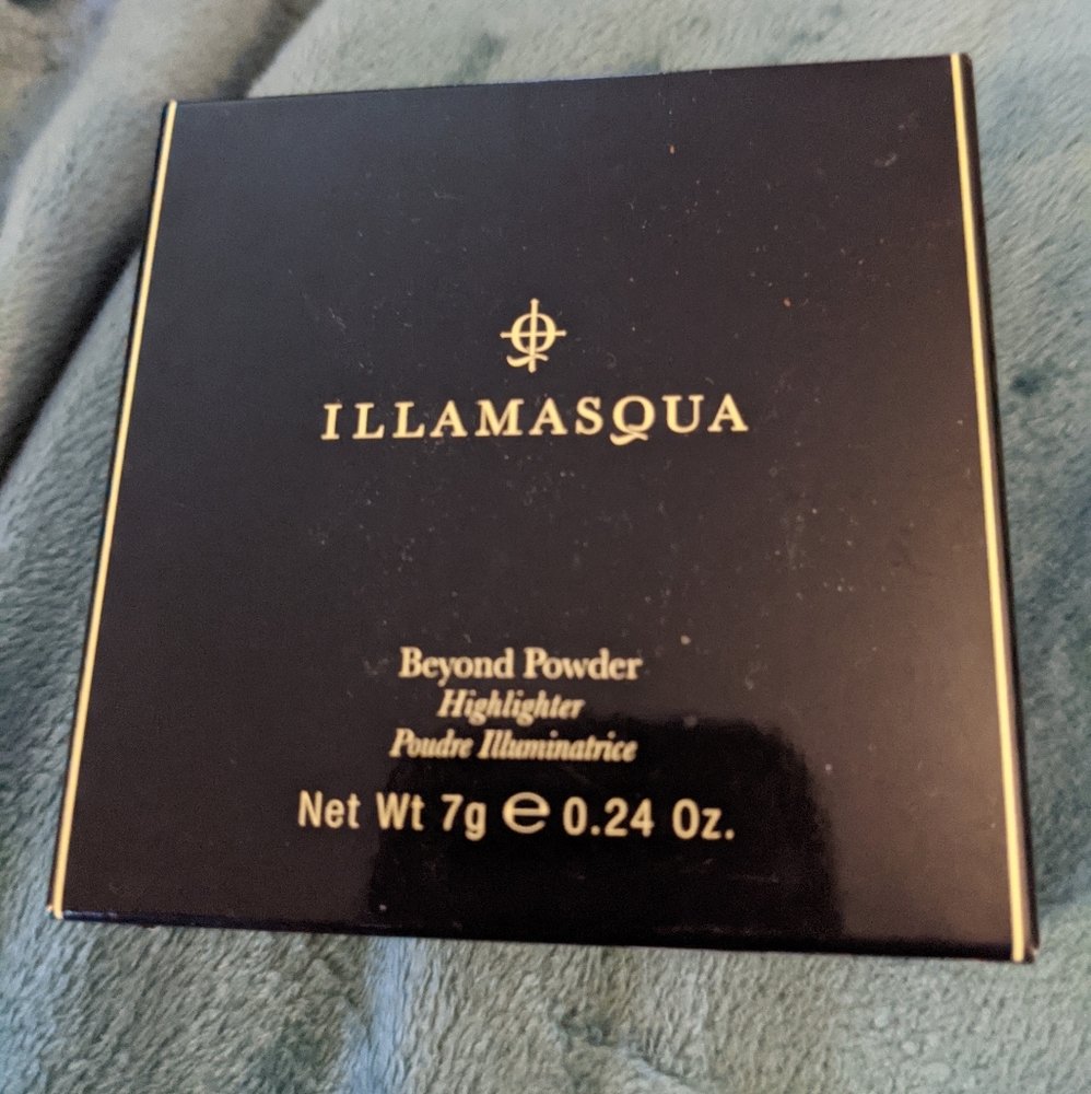 ILLAMASQUA Beyond Powder Highlighter Daze